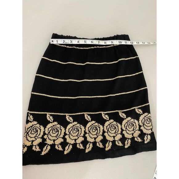Vintage Black Metallic Gold Stripe Rose Floral Knit Stretchy Sweater Skirt Small - Picture 2 of 3